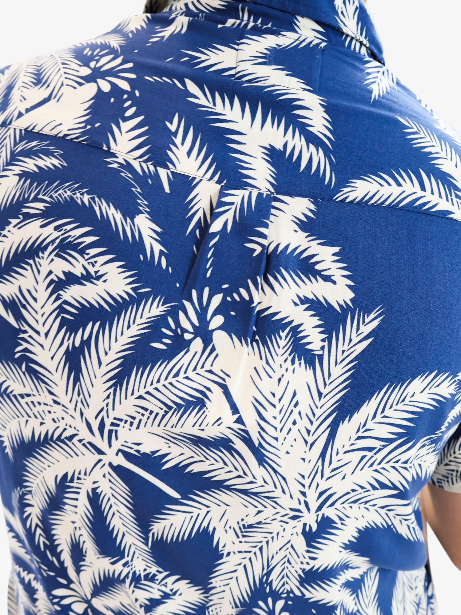 Panama palm print back